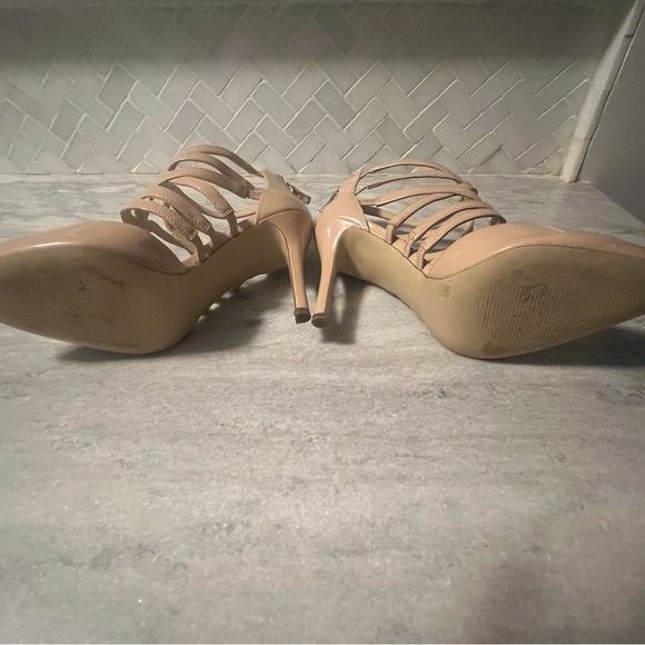 BCBG - Picture 3 of 3